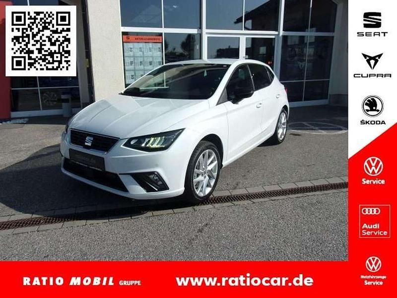 Glacial/nevada weiss metallic Gebraucht 2024 Seat Ibiza FR Kleinwagen | 20.660 € (Fairer Preis) - Bild 1/4