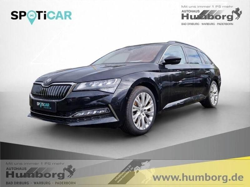 Schwarz Gebraucht 2022 Skoda Superb Ambition Kombi | 27.790 € (Teuer) - Bild 1/4