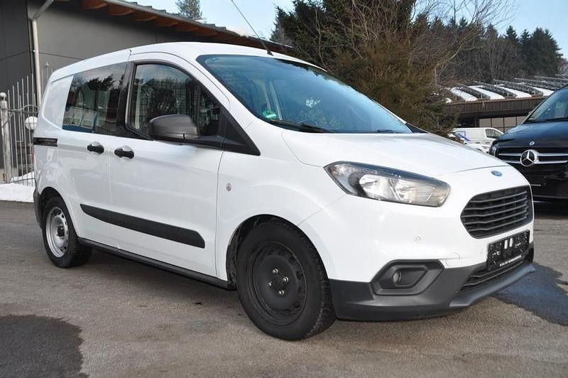 Gebraucht Ford Transit Trend 75 PS (55 kW) 2021 Weiß Van / Kleinbus