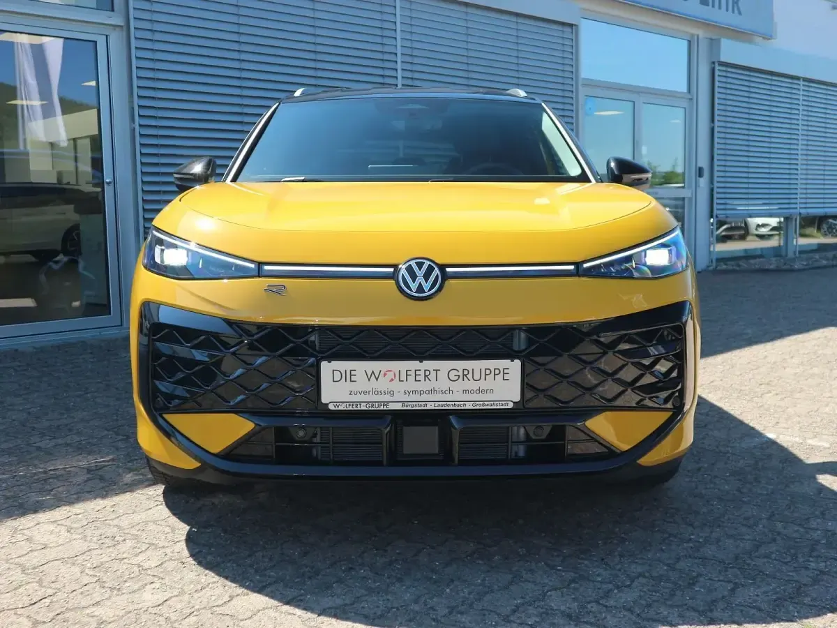 Gebraucht VW T-Roc R-line 150 PS (110 kW) 2026 Canary yellow uni / schwarz uni SUV