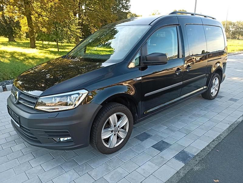 Schwarz Gebraucht 2020 VW Caddy Maxi Van / Kleinbus | 16.990 € - Bild 1/4