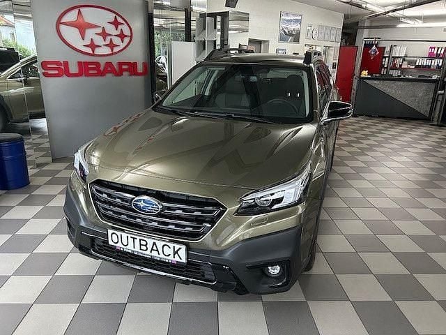 Grün Neu 2025 Subaru Outback Exclusive+ SUV | 42.500 € (Superpreis) - Bild 1/4