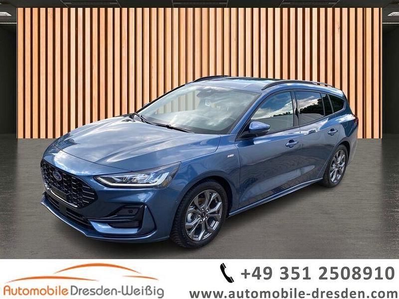 Blau Gebraucht 2024 Ford Focus ST-Line X Limousine | 23.980 € (Superpreis) - Bild 1/4
