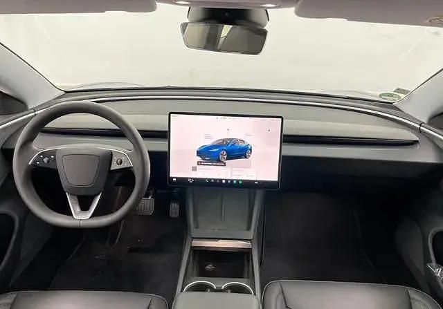 Second-hand Tesla Model 3 366 kW (498 CP) 2024 Albastru Berlinǎ