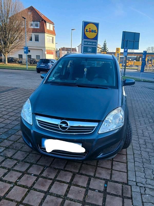 Gebraucht Opel Zafira 115 PS (84 kW) 2009 Andere farben Van / Kleinbus