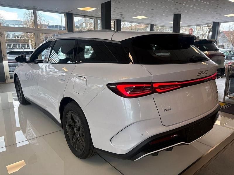 Neu BYD Seal Boost 184 PS (135 kW) 2026 Weiß Limousine