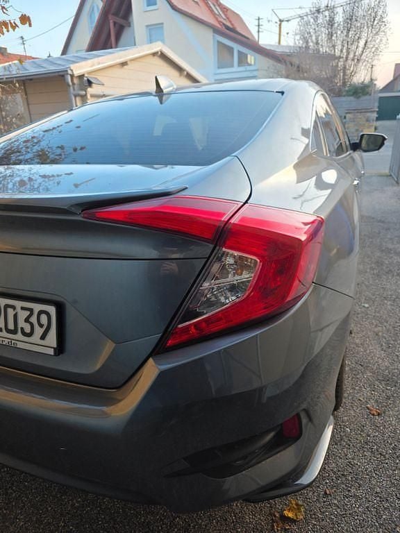 Gebraucht Honda Civic Executive 182 PS (133 kW) 2018 Grau Limousine