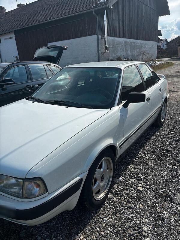 Gebraucht Audi 80 90 PS (66 kW) 1993 Weiß Limousine