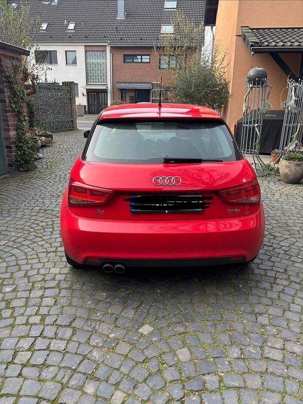 Gebraucht Audi A1 122 PS (89 kW) 2012 Rot Kleinwagen