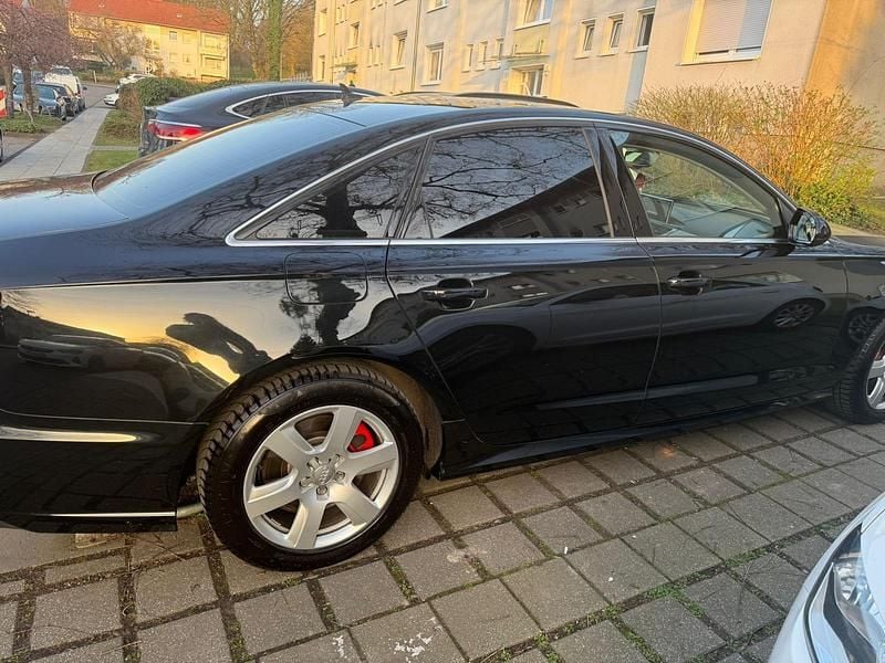 Gebraucht Audi A6 218 PS (160 kW) 2015 Schwarz Limousine