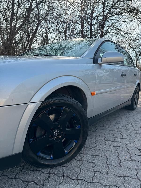 Gebraucht Opel Vectra 122 PS (89 kW) 2002 Grau Limousine
