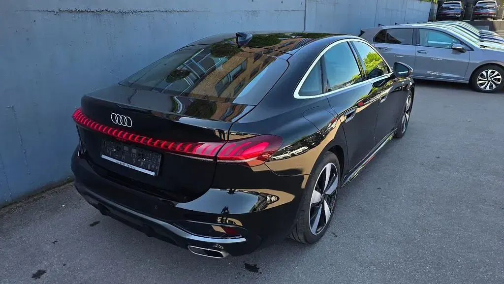 Occasion Audi A5 S-Line 204 ch (150 kW) 2025 Noir Berline