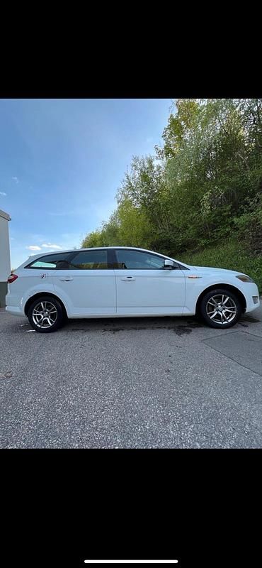 Gebraucht Ford Mondeo 125 PS (91 kW) 2009 Weiß Kombi