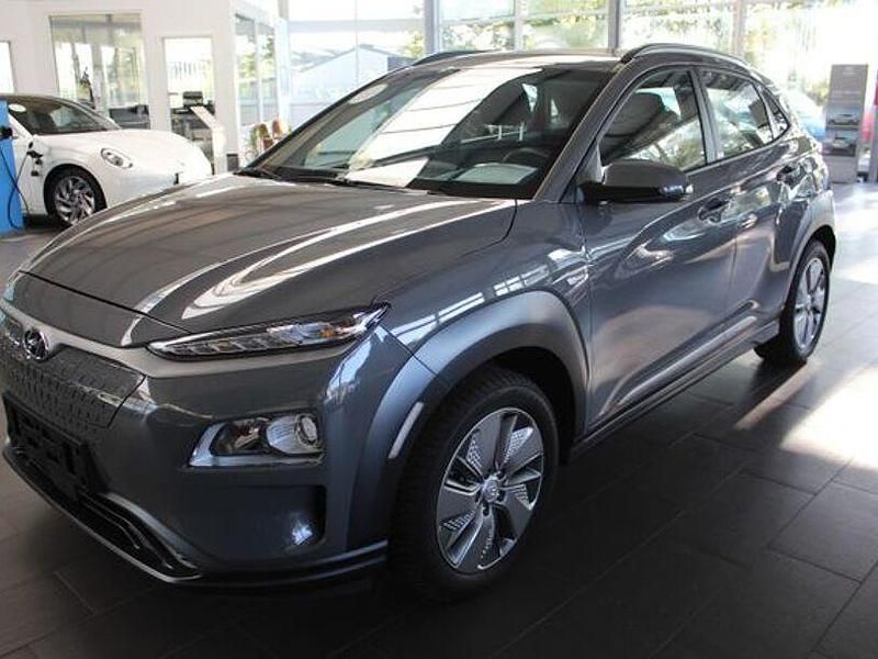Grau Gebraucht 2021 Hyundai Kona SUV | 16.890 € (Guter Preis) - Bild 1/4