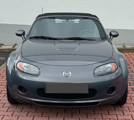 Grau Gebraucht 2006 Mazda MX5 Cabrio | 5.490 € (Superpreis) - Bild 1/4