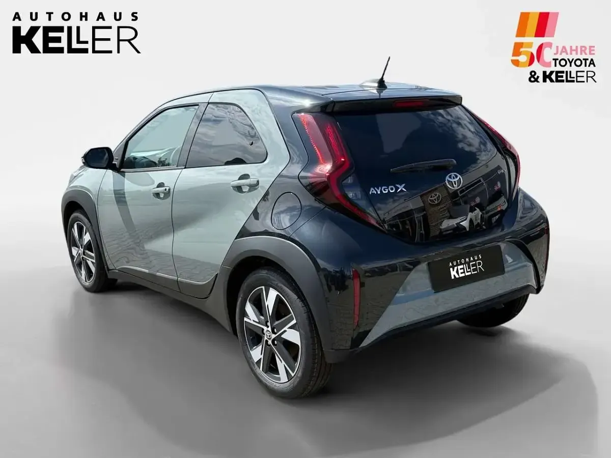 Neu Toyota Aygo X 117 PS (86 kW) 2026 Other SUV