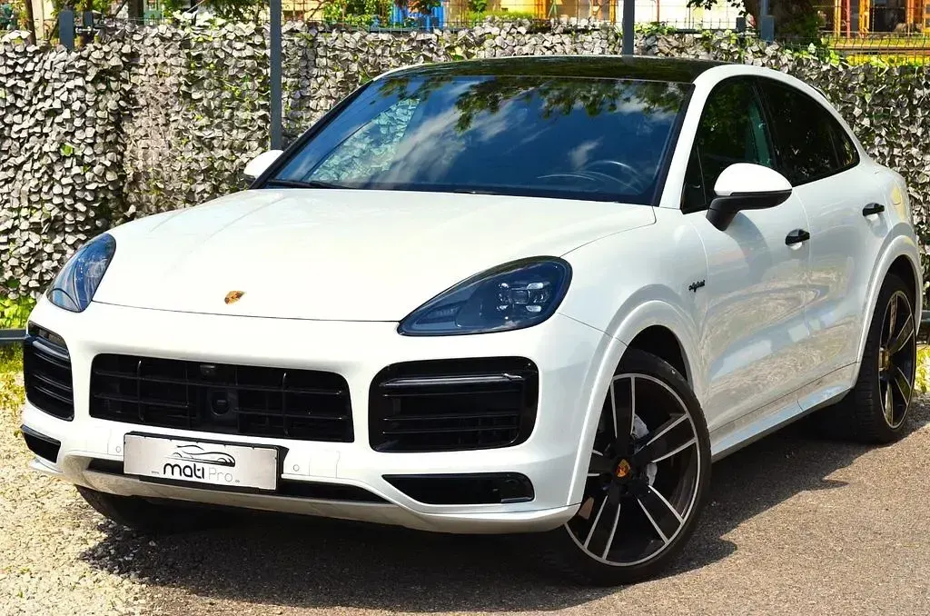 Gebraucht Porsche Cayenne E-Hybrid Coupe 340 PS (250 kW) 2022 Weiß SUV