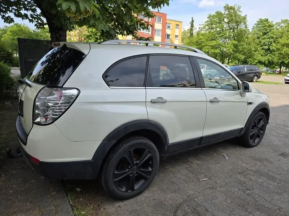 Gebraucht Chevrolet Captiva 184 PS (135 kW) 2012 Weiß SUV