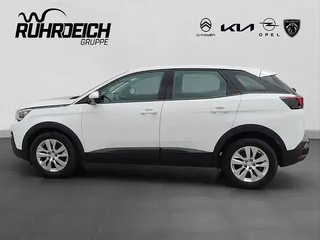 Gebraucht Peugeot 3008 Active 131 PS (96 kW) 2018 Weiß SUV