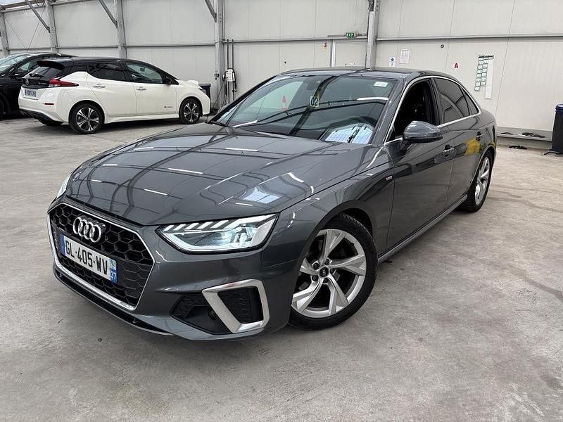 Gebraucht Audi A4 S-Line 150 PS (110 kW) 2023 Grau Limousine