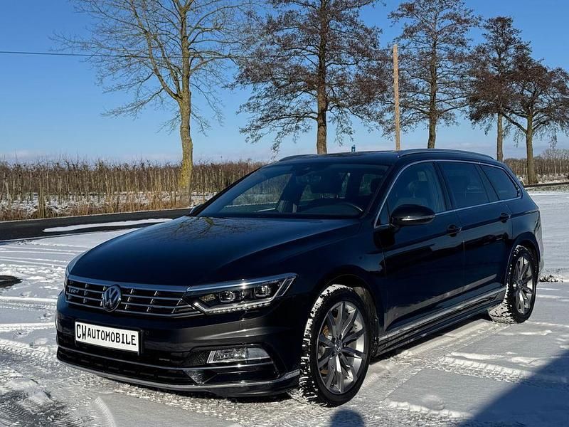 Gebraucht VW Passat R-line 150 PS (110 kW) 2017 Grau Kombi