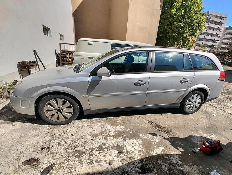 Usata Opel Vectra 2006 Grigio Station wagon