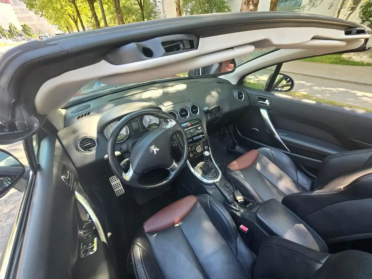 Gebraucht Peugeot 308 CC 200 PS (147 kW) 2012 Silber Cabrio