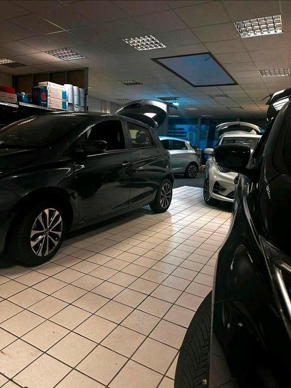 Gebraucht Renault Zoe 52 kW (71 PS) 2021 Weiß Kleinwagen