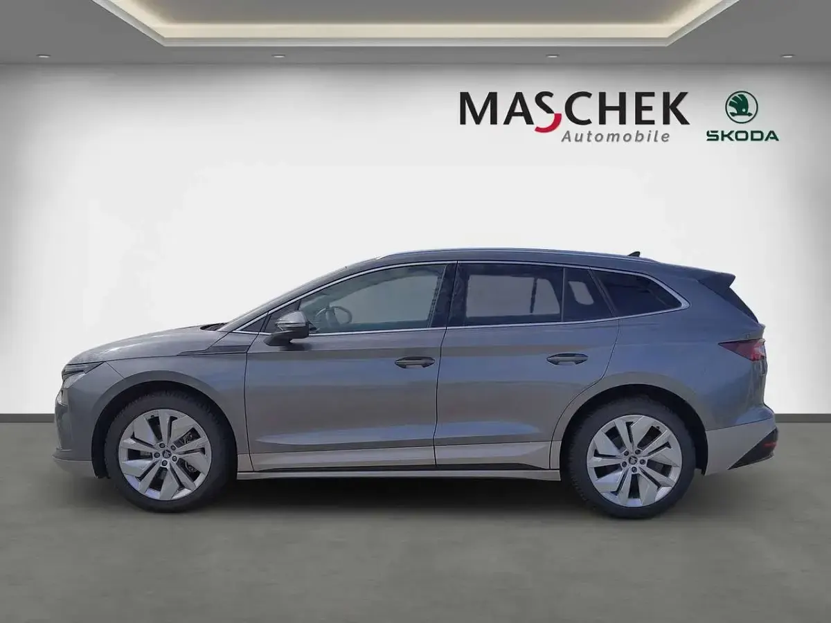 Gebraucht Skoda Enyaq iV Clever 210 kW (286 PS) 2025 Grau SUV