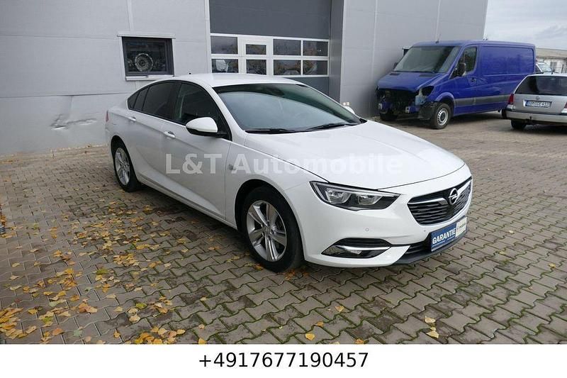 Gebraucht Opel Insignia Sport 136 PS (100 kW) 2018 Weiß Limousine