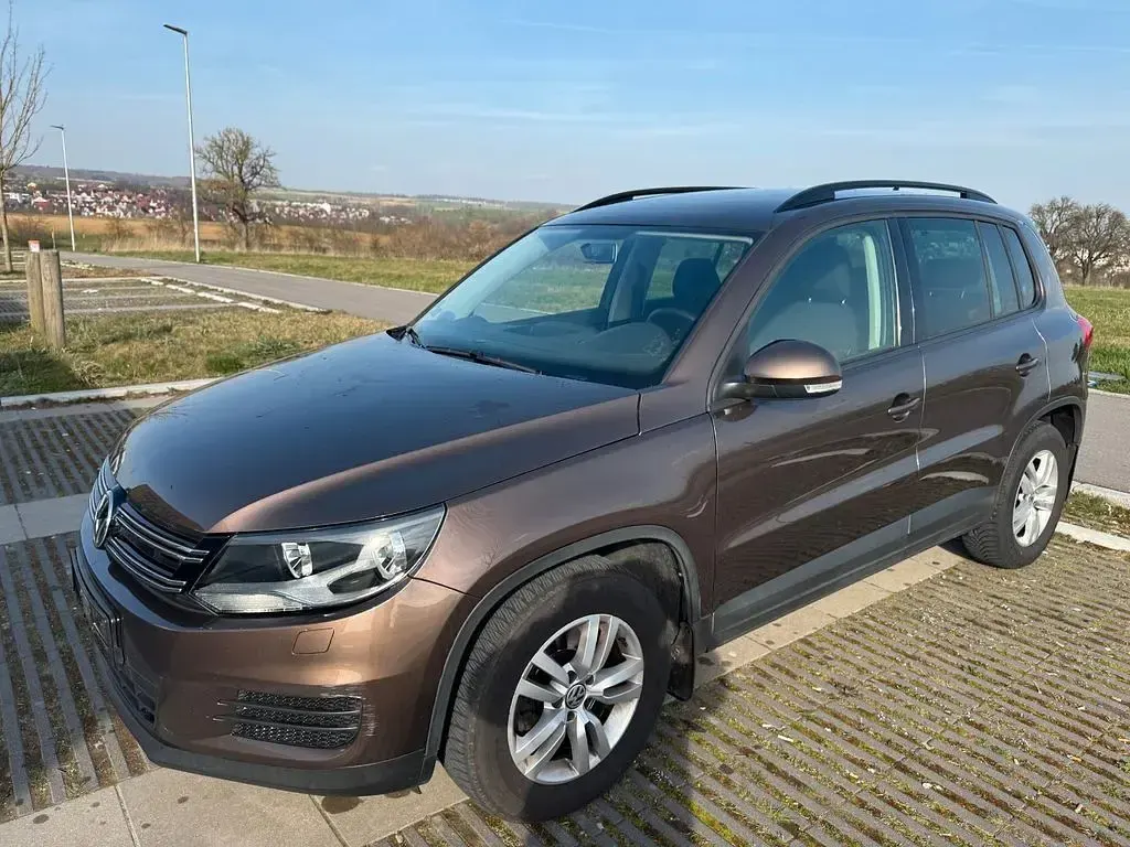 Gebraucht VW Tiguan Trendline 110 PS (80 kW) 2013 Braun SUV