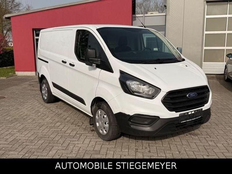 Gebraucht Ford Transit Custom 105 PS (77 kW) 2019 Weiss Van