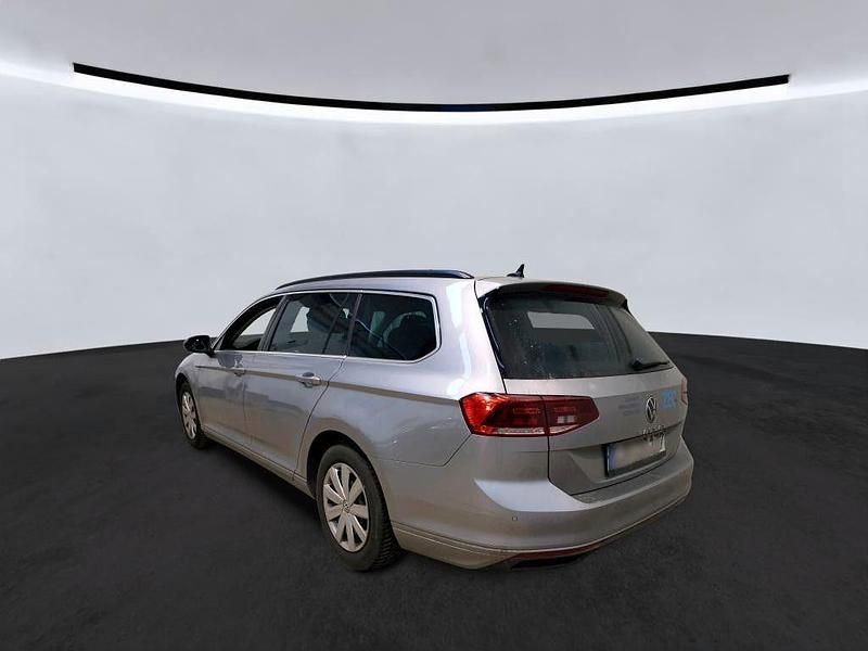 Second-hand VW Passat Business 122 CP (89 kW) 2022 Argintiu Break