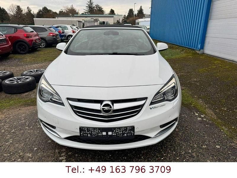 Weiß Gebraucht 2015 Opel Cascada Innovation Cabrio | 8.999 € (Guter Preis) - Bild 1/4