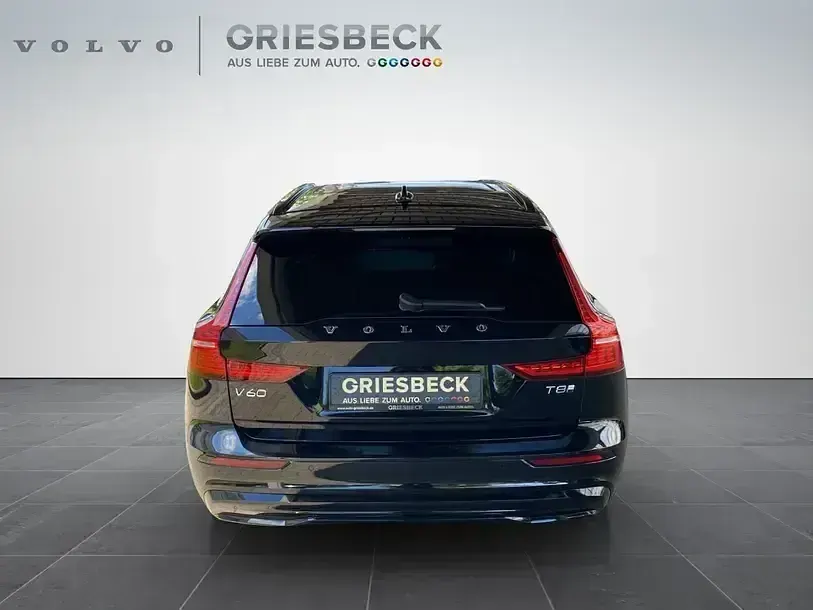 Gebraucht Volvo V60 Ultra 455 PS (334 kW) 2024 Onyx schwarzmetallic Kombi