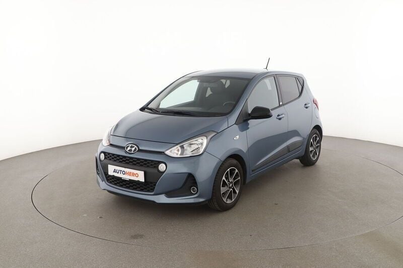 Blau Gebraucht 2018 Hyundai i10 Passion Kleinwagen | 11.220 € (Fairer Preis) - Bild 1/4