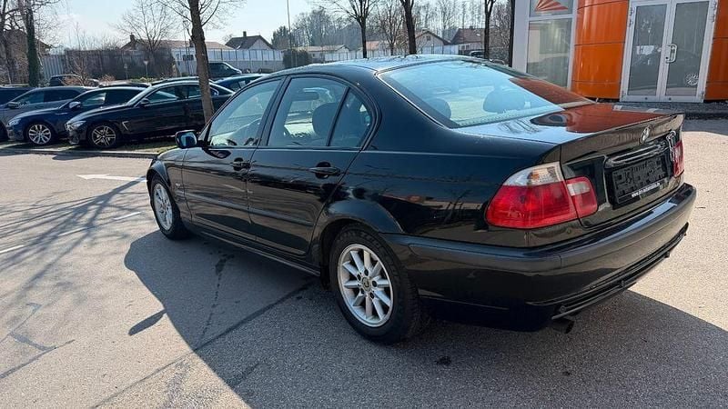 Gebraucht BMW 316 105 PS (77 kW) 2000 Schwarz Limousine