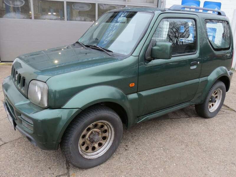 Grün Gebraucht 2009 Suzuki Jimny Comfort SUV | 6.590 € (Superpreis) - Bild 1/4