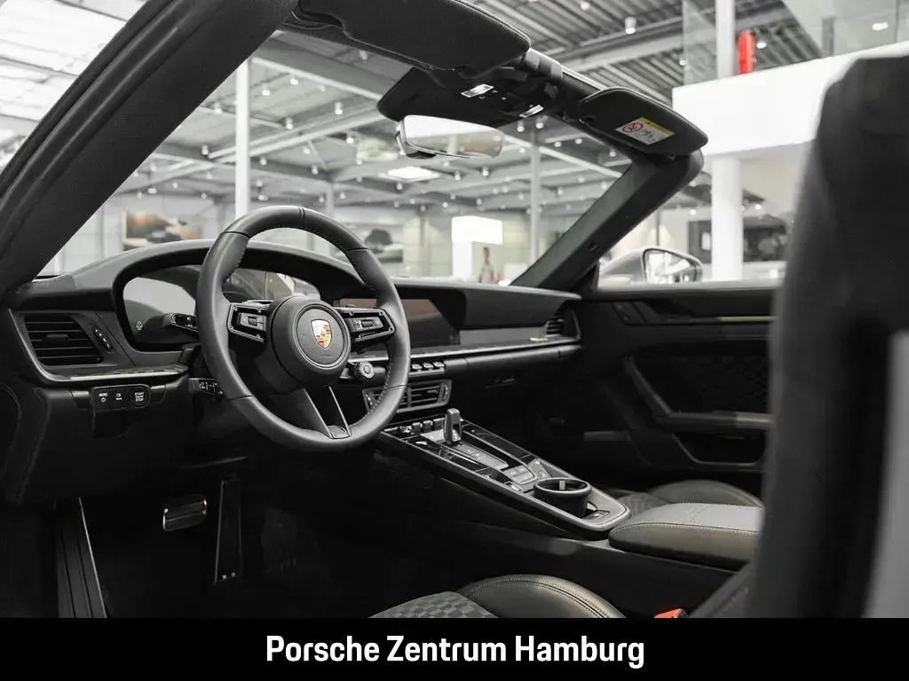 Neu Porsche 911 541 PS (397 kW) 2026 Grau Cabrio