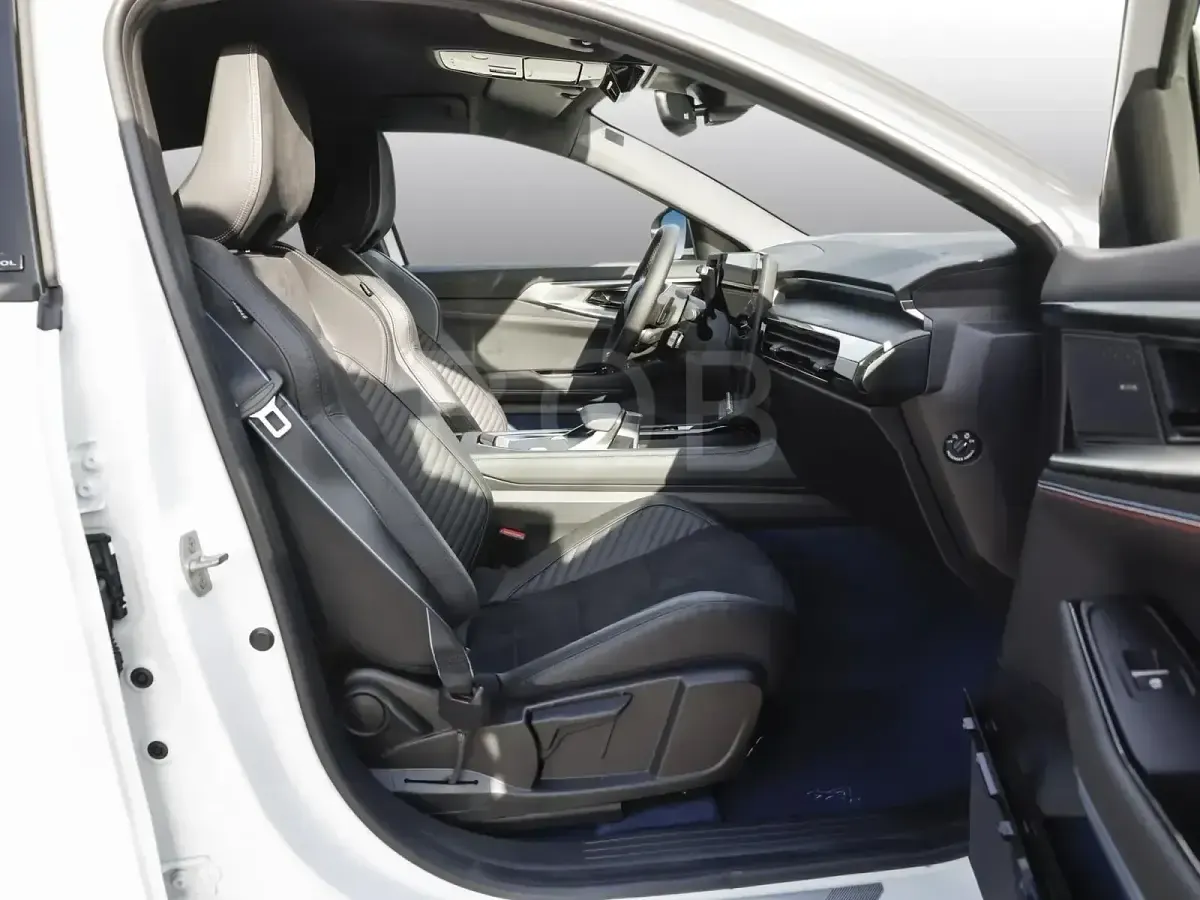 Gebraucht Renault Rafale Esprit Alpine 300 PS (220 kW) 2025 Perlmuttweiß metallic SUV