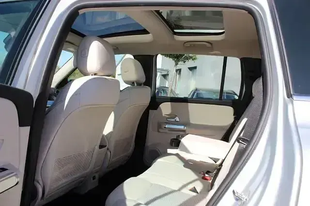 Gebraucht Mercedes GLB220 190 PS (139 kW) 2022 Iridiumsilber SUV