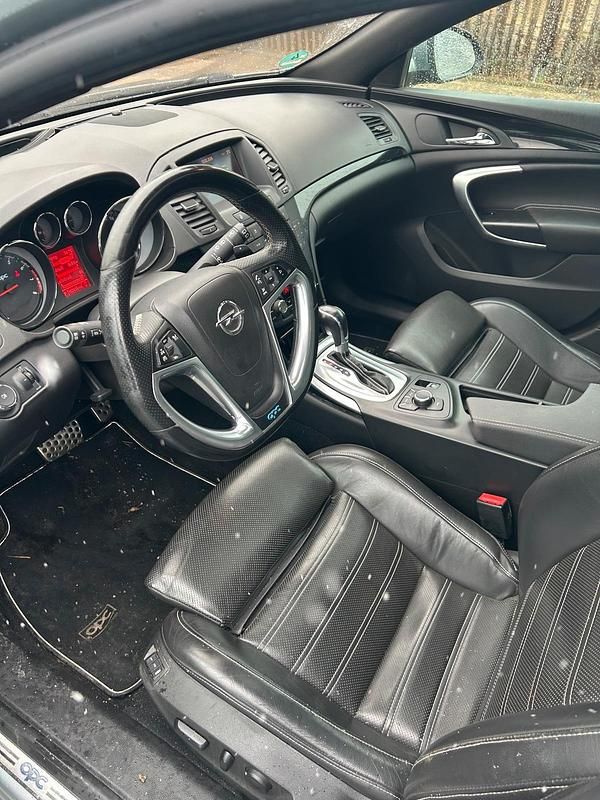 Gebraucht Opel Insignia OPC 325 PS (239 kW) 2012 Grau Limousine