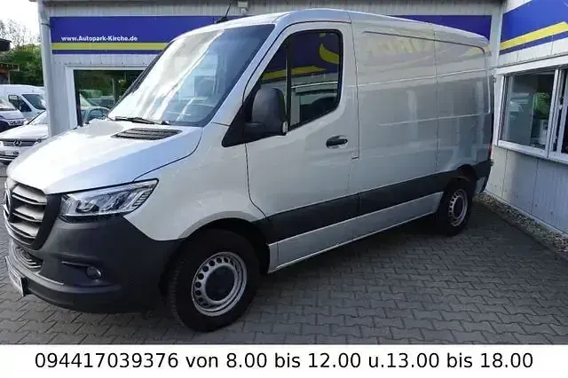 Gebraucht Mercedes Sprinter 143 PS (105 kW) 2020 Silber Van