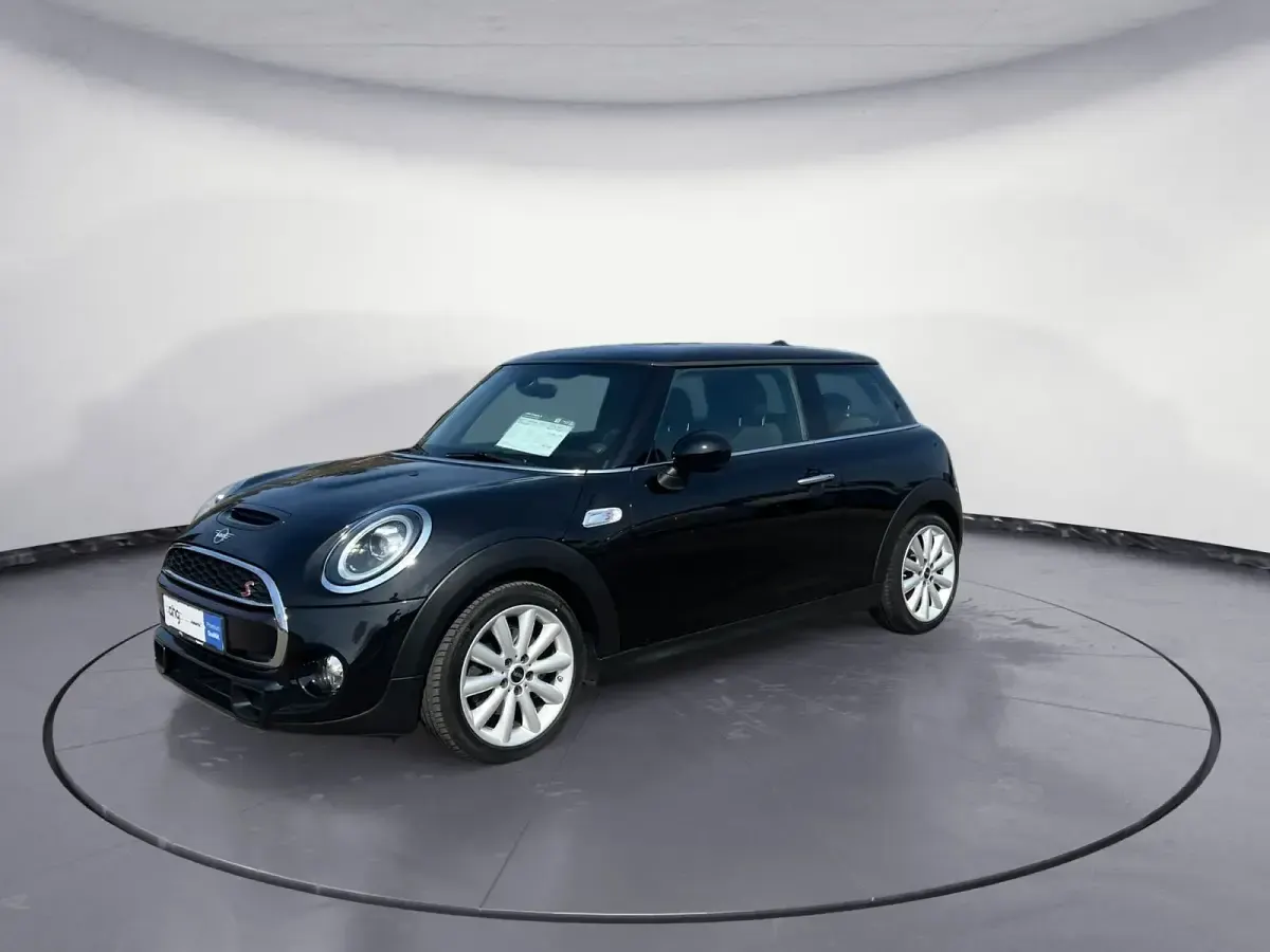 Używany Mini Cooper S Sport 192 KM (141 kW) 2019 Czarny Hatchback