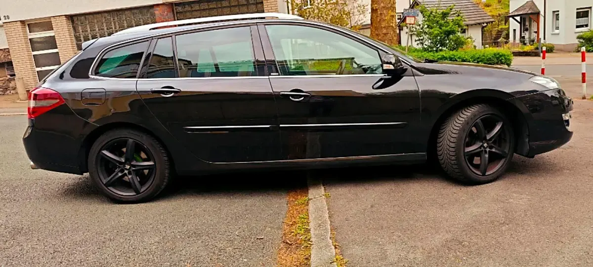 Gebraucht Renault Laguna III Bose Edition 173 PS (127 kW) 2012 Beige Kombi