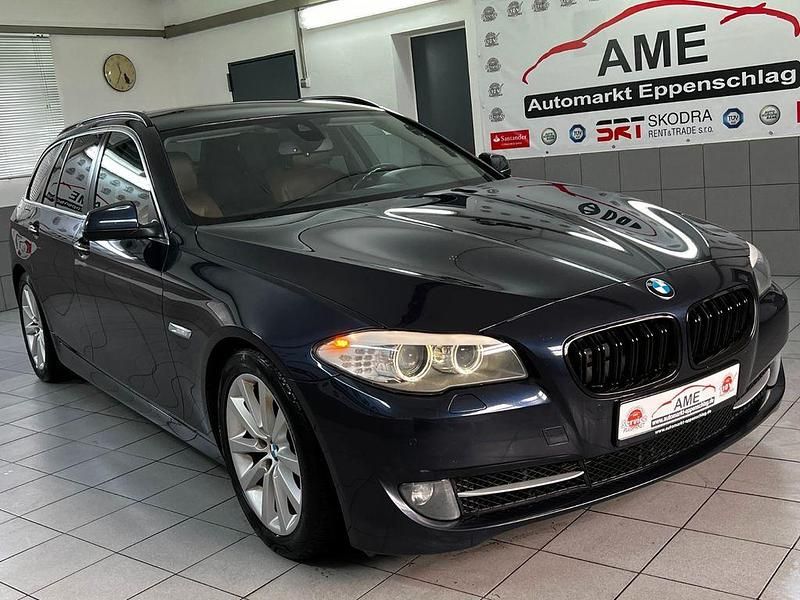 Gebraucht BMW 535 Comfort Edition 306 PS (225 kW) 2012 Blau Kombi