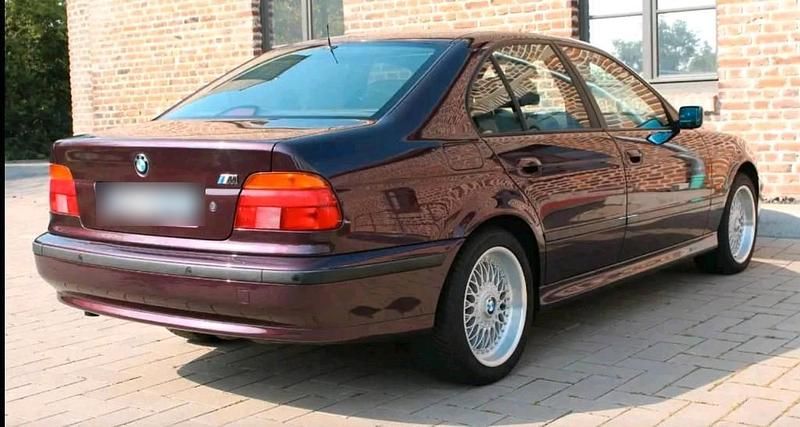 Gebraucht BMW 528 193 PS (141 kW) 1997 Rot Limousine