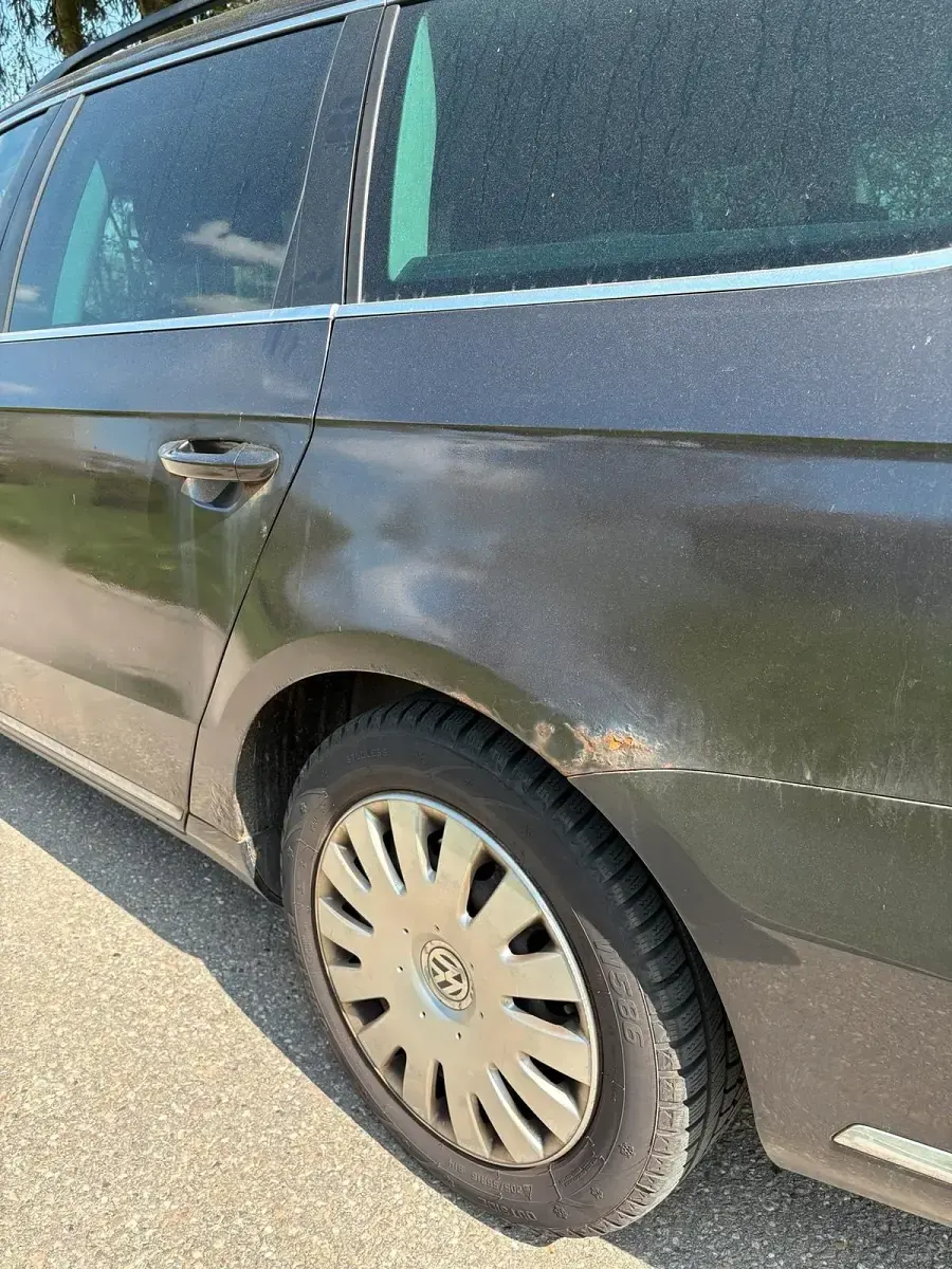 Gebraucht VW Passat 140 PS (102 kW) 2011 Braun Kombi