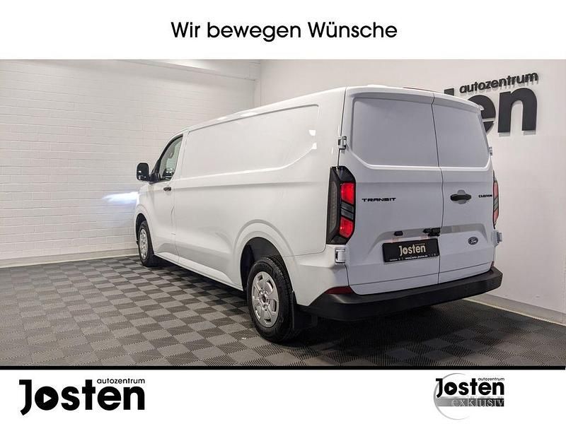 Gebraucht Ford Transit 136 PS (100 kW) 2025 Frostweiß Van / Kleinbus
