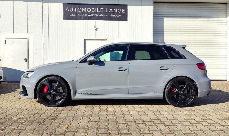 Gebraucht Audi RS3 Advanced 400 PS (294 kW) 2019 Nardograu Limousine
